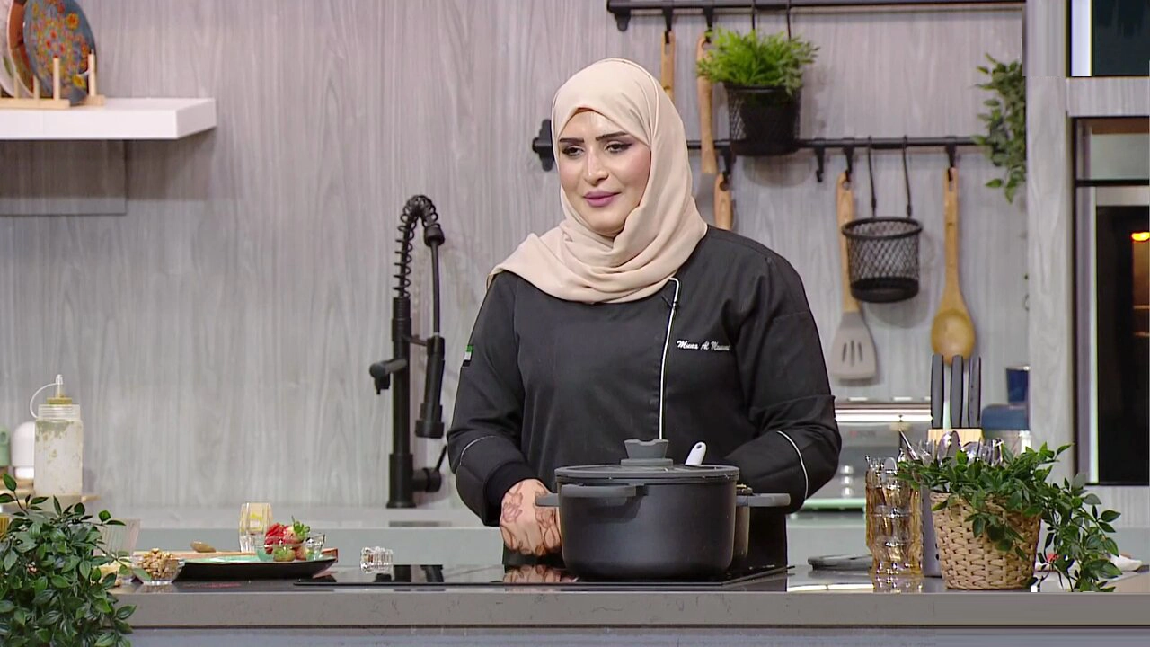 Chef Mona